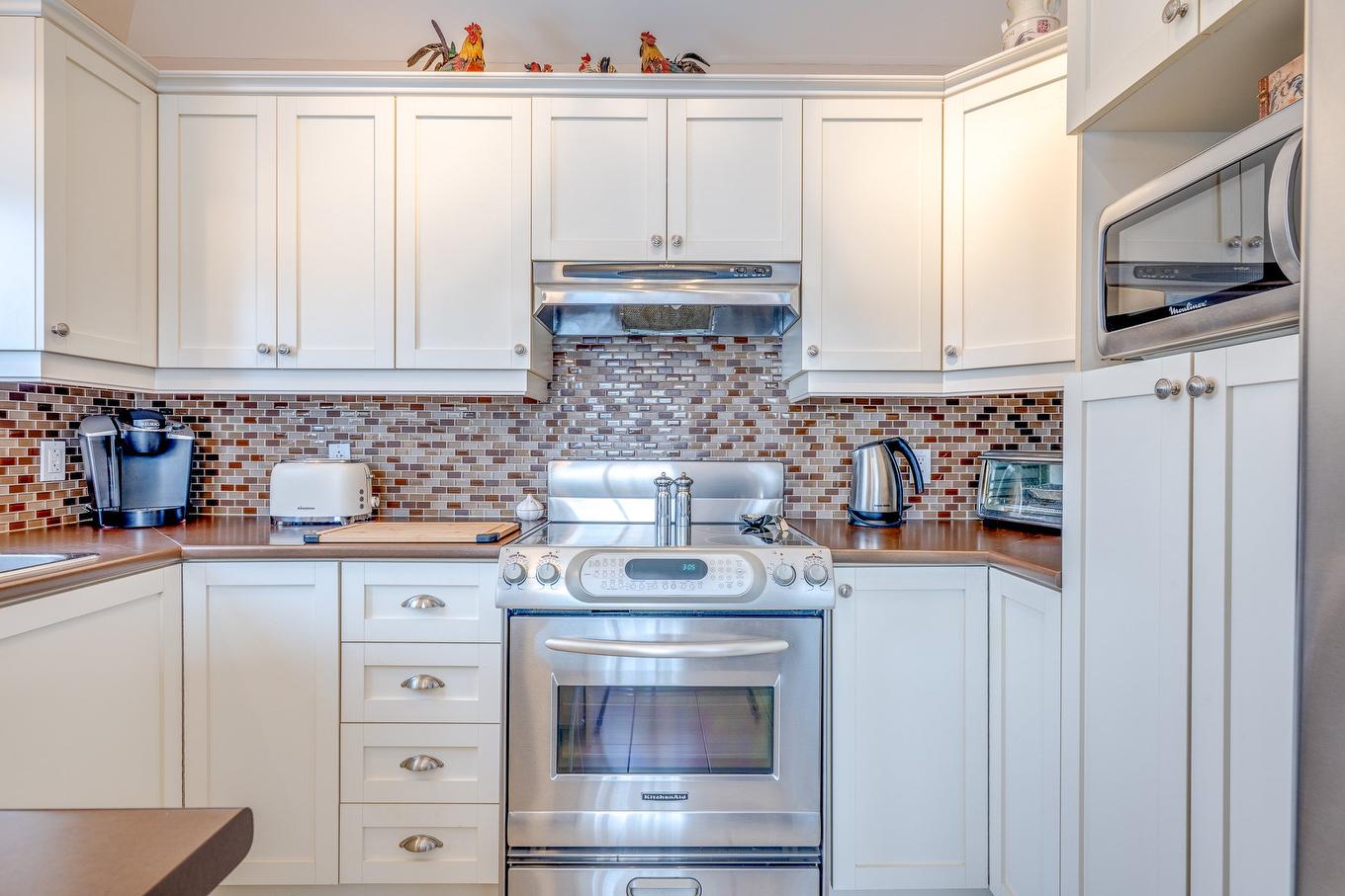 Kitchen - 401-2460 Boul. Lafontaine, Saint-Jérôme, QC - Indoor Photo Showing Kitchen