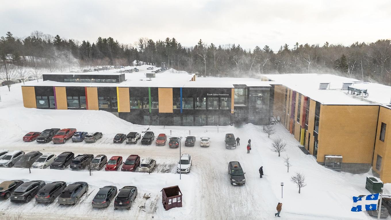 Aerial photo - 401-2460 Boul. Lafontaine, Saint-Jérôme, QC - Outdoor