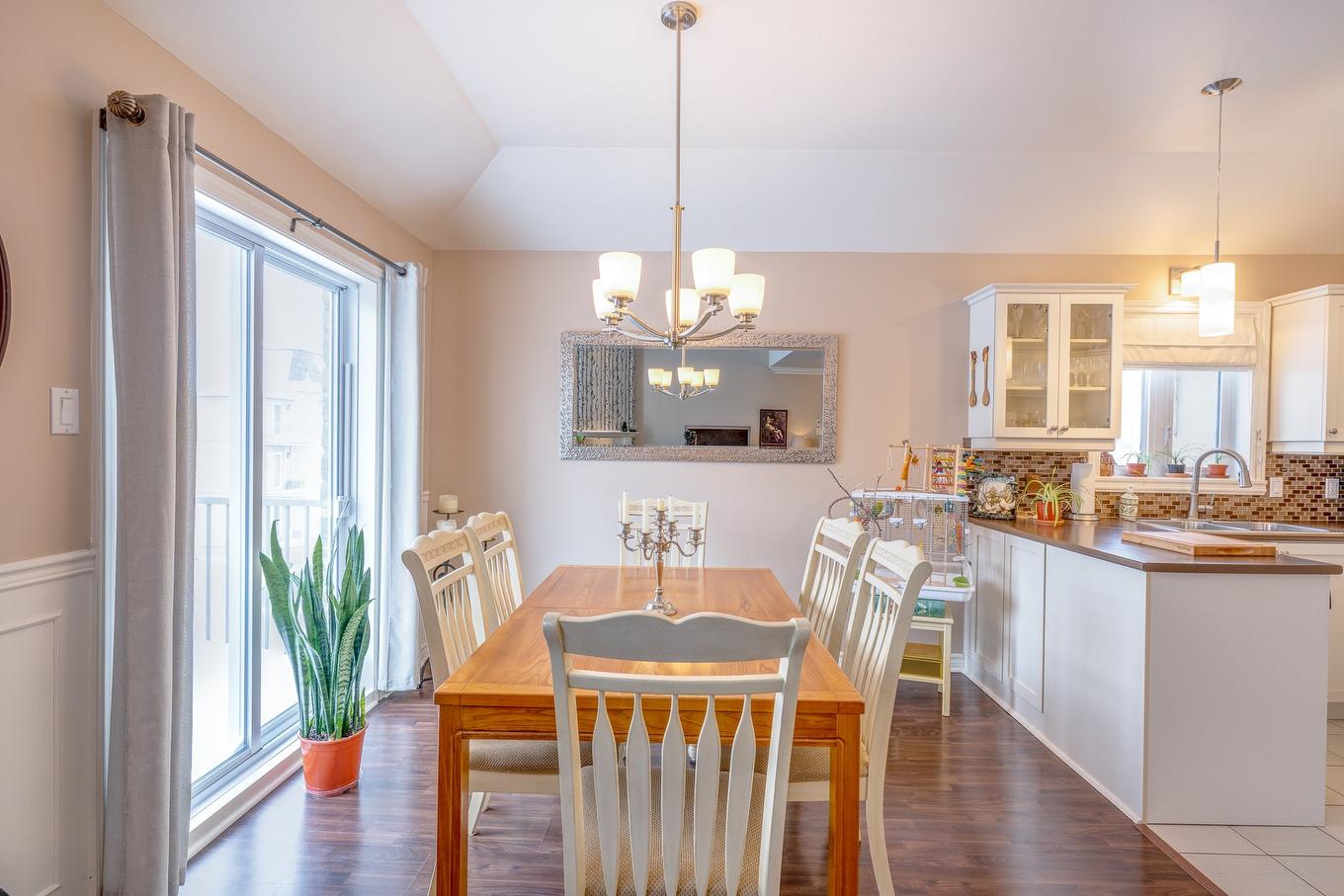 Dining room - 401-2460 Boul. Lafontaine, Saint-Jérôme, QC - Indoor Photo Showing Dining Room