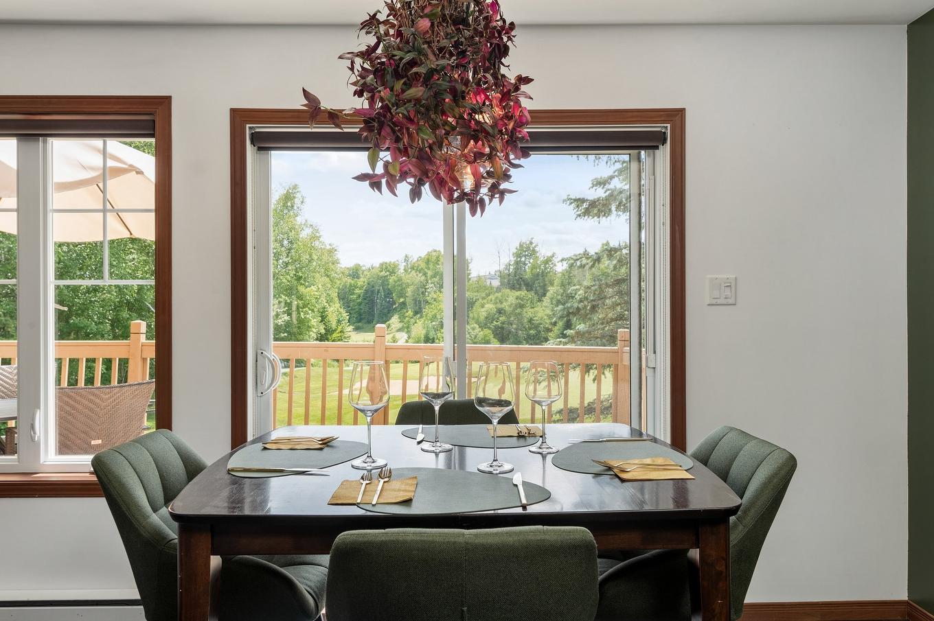Dining room - 1808 Ch. Du Golf, Mont-Tremblant, QC - Indoor Photo Showing Dining Room