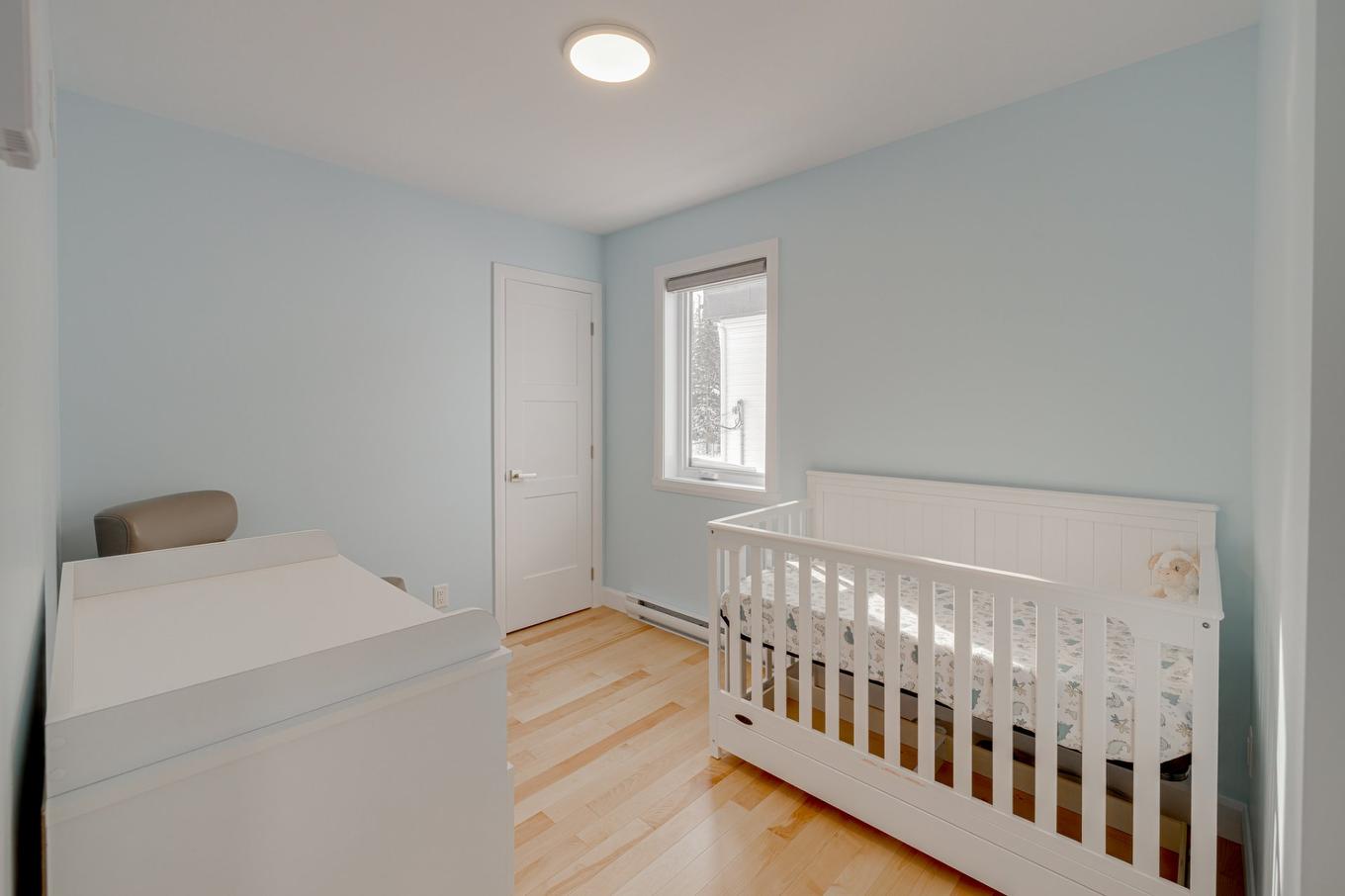 Chambre à coucher - 25 Rue Robert-Laplante, Sainte-Catherine-De-La-Jacques-Cartier, QC - Indoor Photo Showing Bedroom