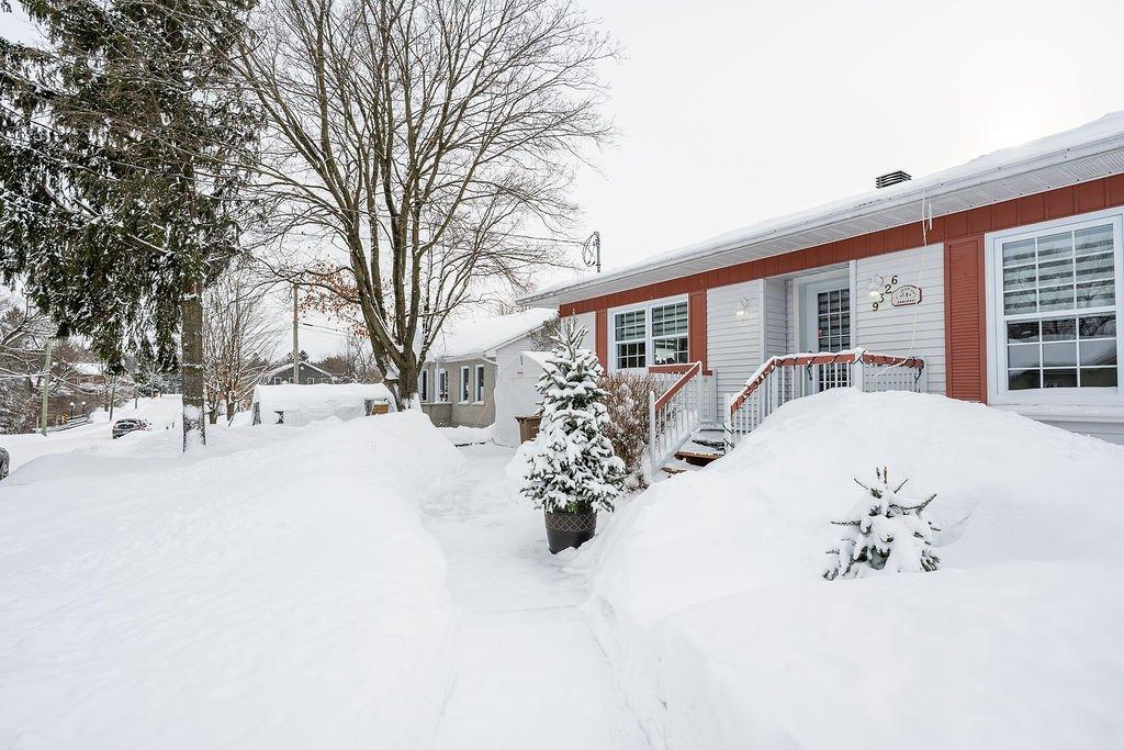 Frontage - 9326 Rue St-François, Mirabel, QC - Outdoor