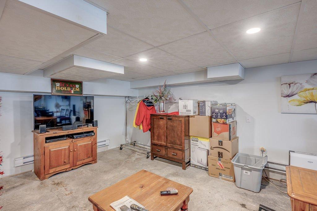 Family room - 9326 Rue St-François, Mirabel, QC - Indoor Photo Showing Other Room