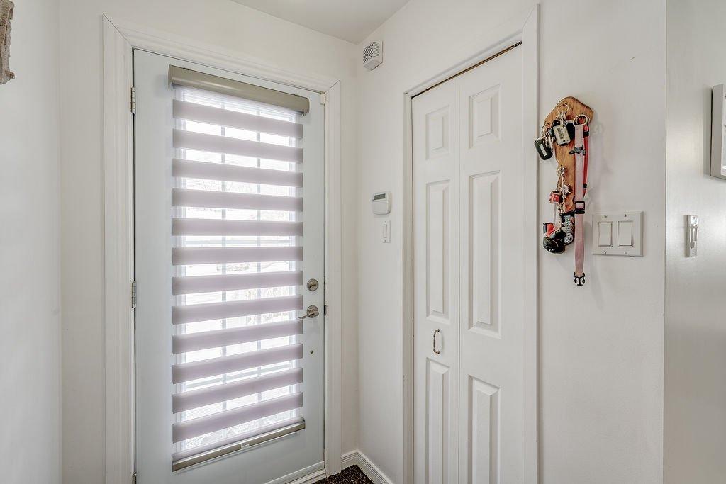 Hall - 9326 Rue St-François, Mirabel, QC - Indoor Photo Showing Other Room