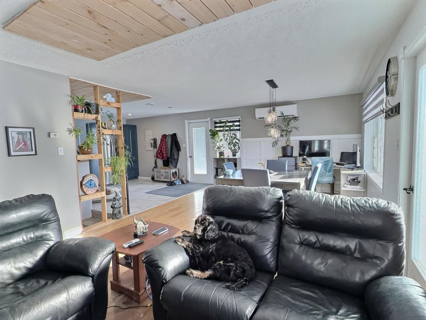 Vue d'ensemble - 4 Rue Rivest O., Laverlochère-Angliers, QC - Indoor Photo Showing Living Room