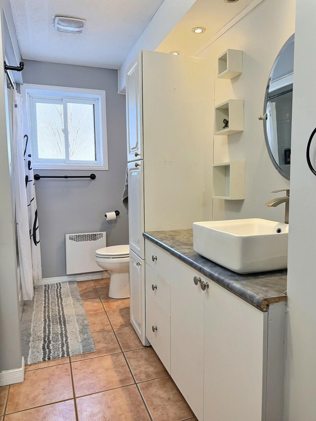 Salle de bains - 4 Rue Rivest O., Laverlochère-Angliers, QC - Indoor Photo Showing Bathroom