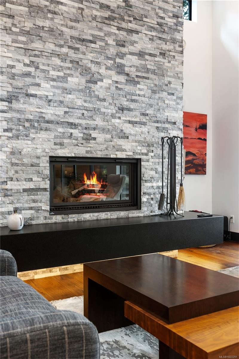 2250 Dolphin Rd, North Saanich, BC