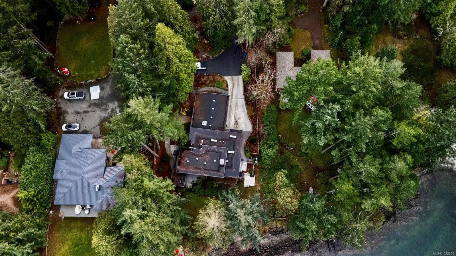 2250 Dolphin Rd, North Saanich, BC