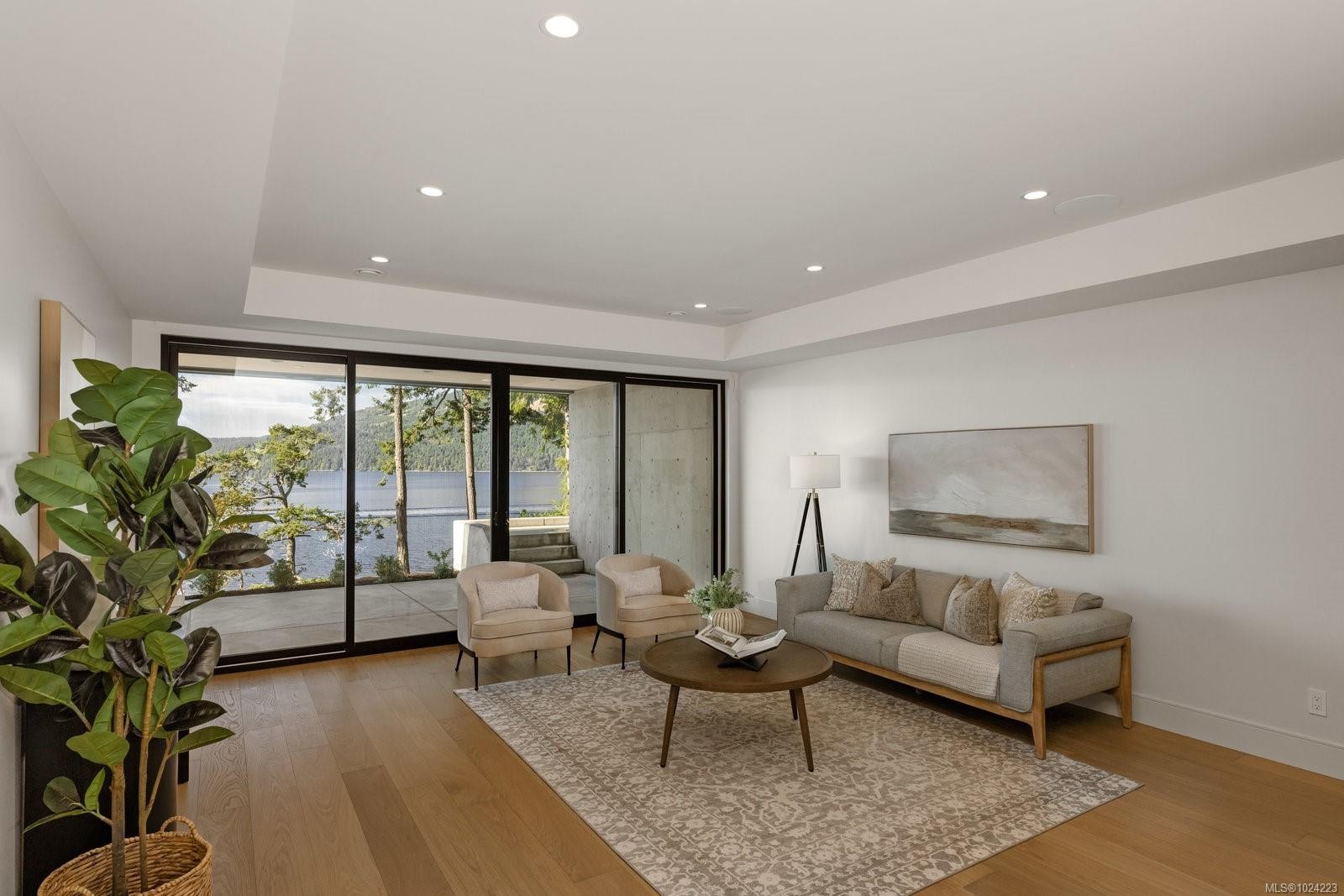 418 Lands End Rd, North Saanich, BC