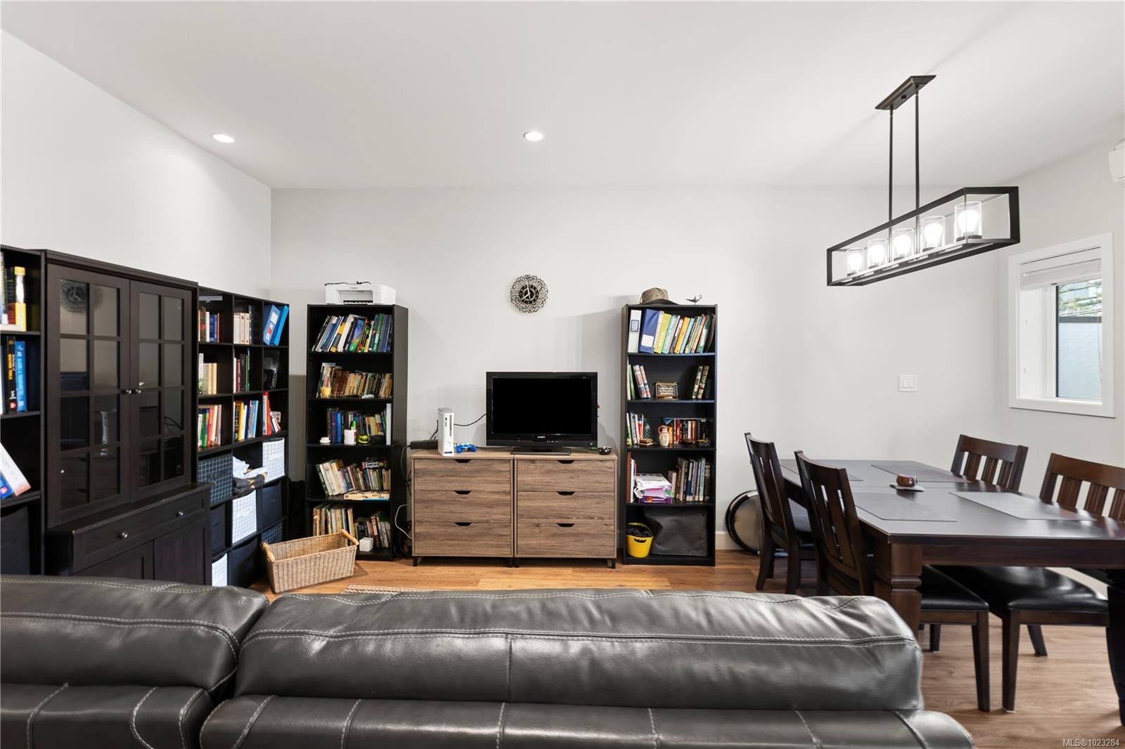 1301-3351 Luxton Rd, Langford, BC