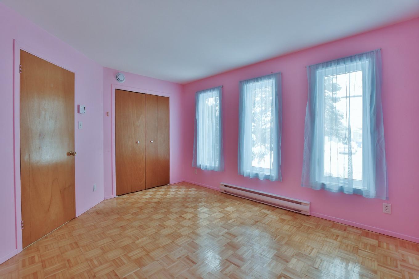 Primary bedroom - 53 Rue Des Pléiades, L'Épiphanie, QC - Indoor Photo Showing Other Room