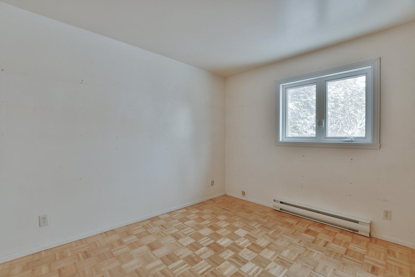 Bedroom - 53 Rue Des Pléiades, L'Épiphanie, QC - Indoor Photo Showing Other Room