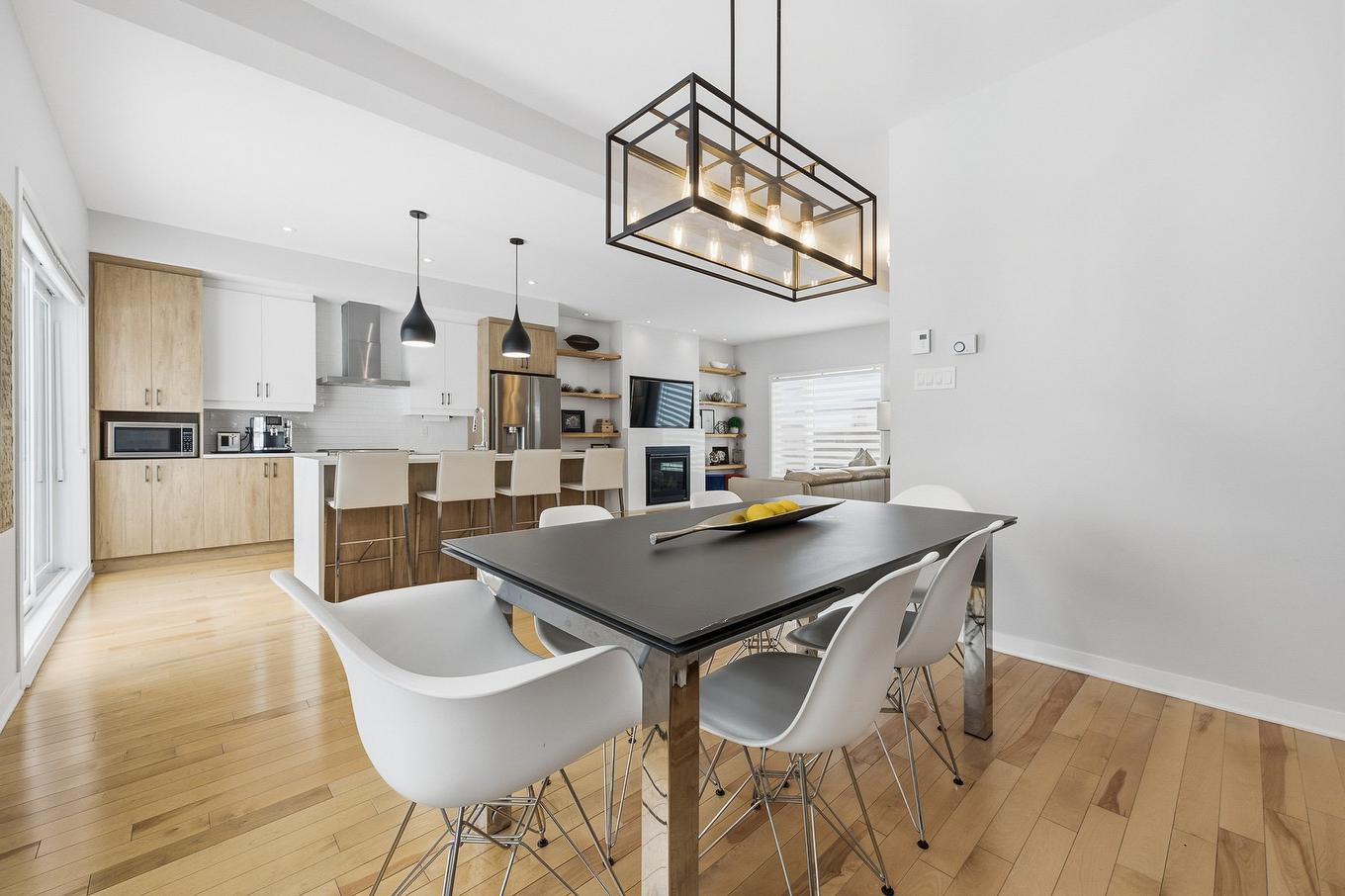 Salle à manger - 717 Rue De Chenonceau, Saint-Jérôme, QC - Indoor Photo Showing Dining Room