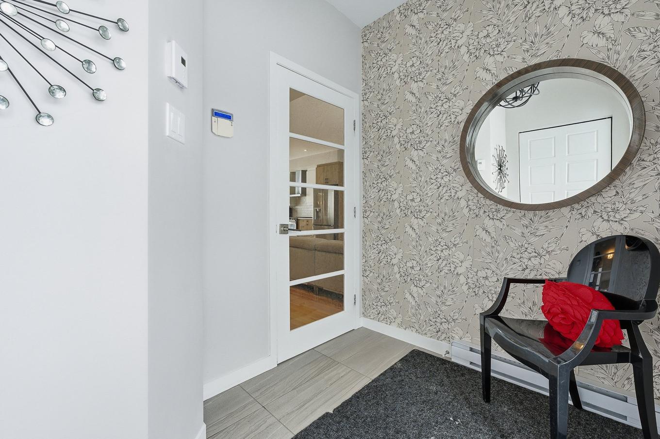 Hall d'entrée/Vestibule - 717 Rue De Chenonceau, Saint-Jérôme, QC - Indoor