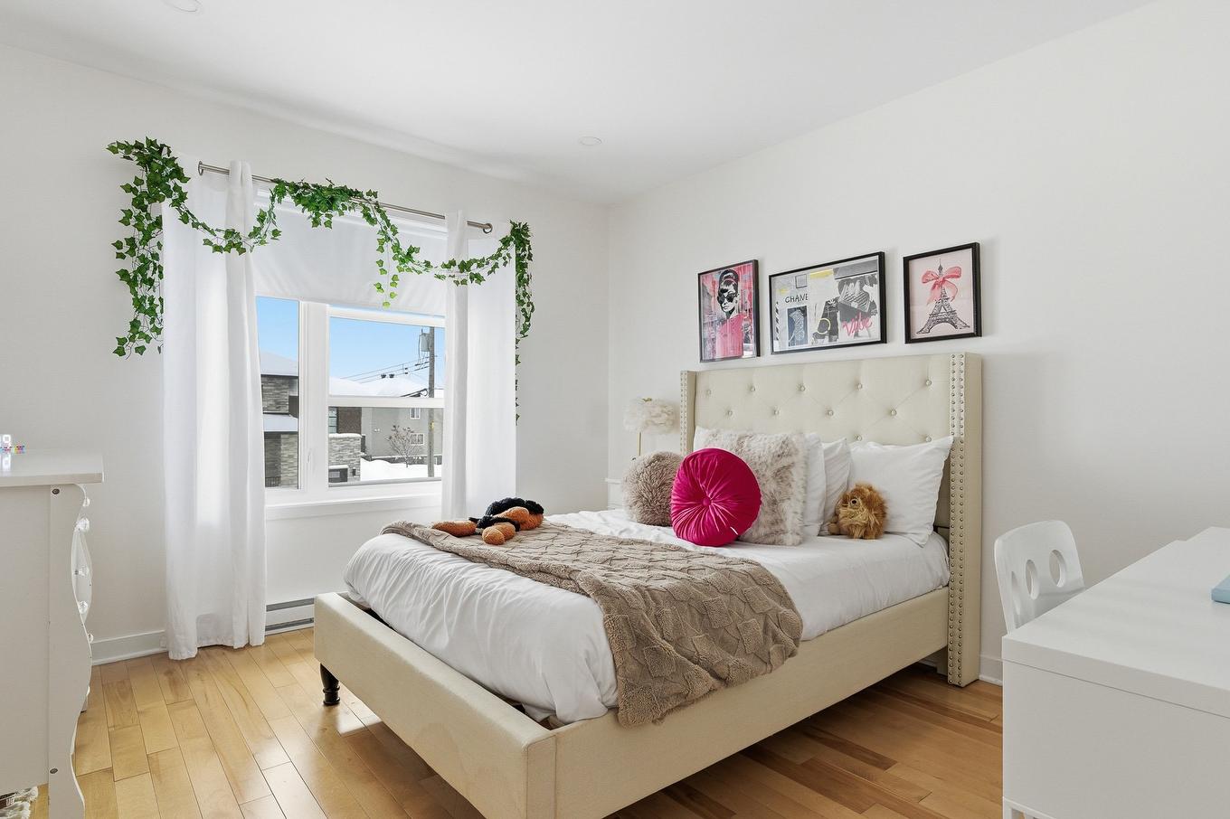 Chambre à coucher - 717 Rue De Chenonceau, Saint-Jérôme, QC - Indoor Photo Showing Bedroom