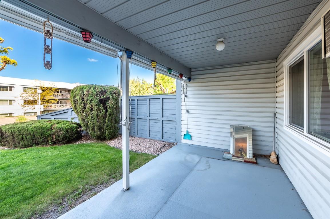 105-232 Kinney Avenue, Penticton, BC - Outdoor With Deck Patio Veranda With Exterior