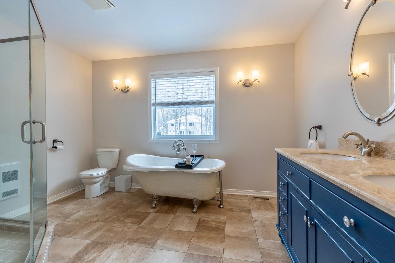 Ensuite bathroom - 1923 Rue Du Patrimoine, Saint-Lazare, QC - Indoor Photo Showing Bathroom