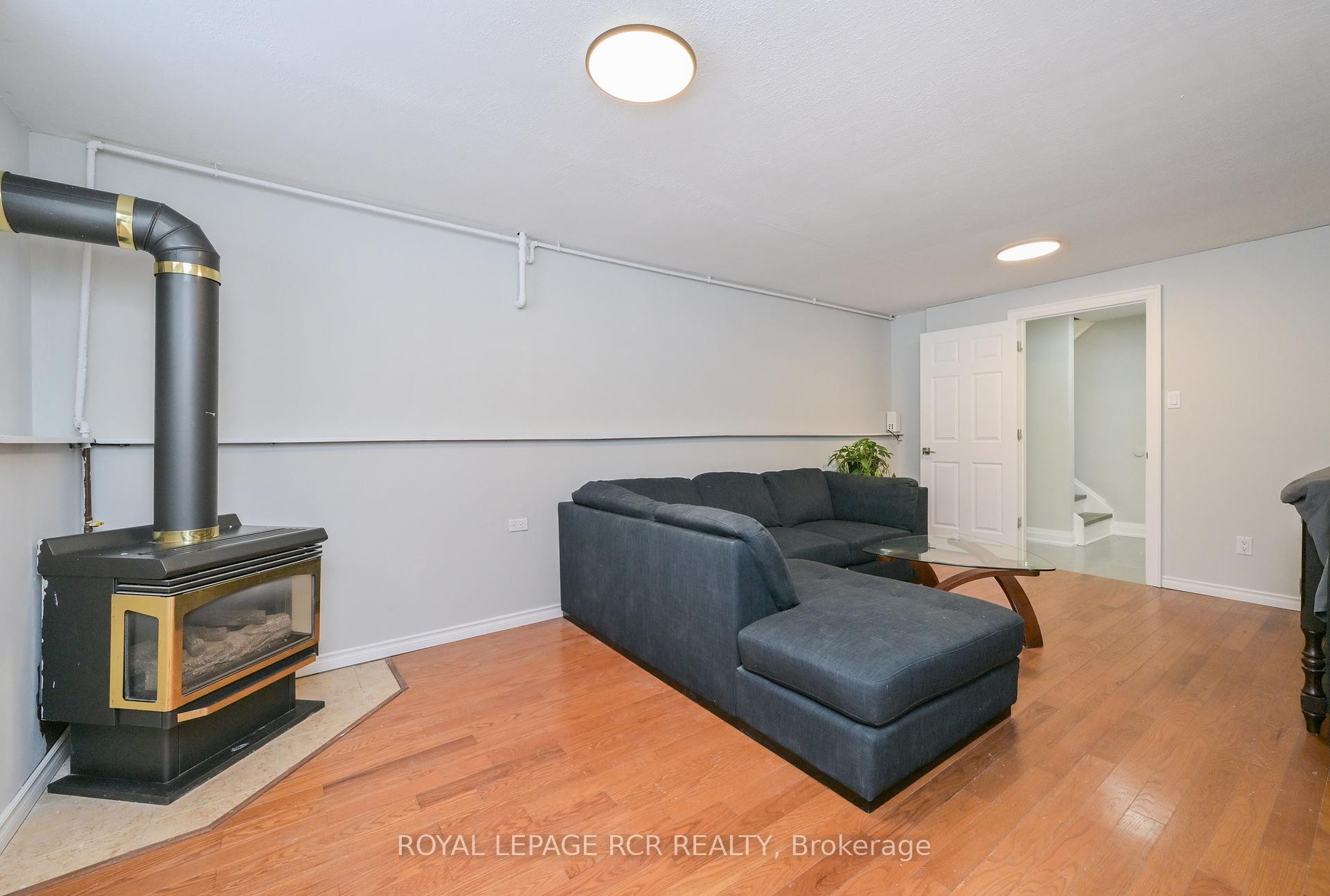 14 Goldgate Crescent, Orangeville, ON - Indoor Photo Showing Living Room With Fireplace