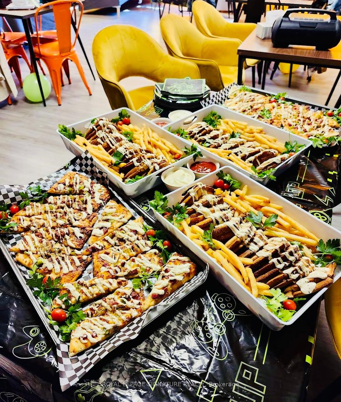 Ground Floor-8403 Yonge Street, Markham, ON