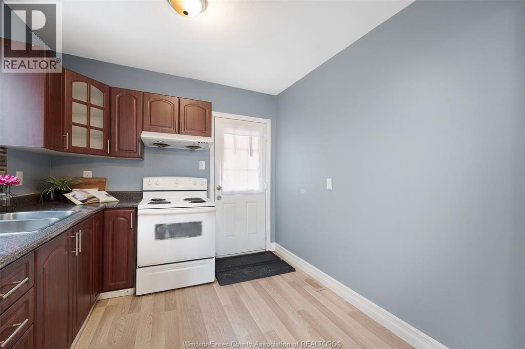 1106-08 Elm Avenue, Windsor, ON - Indoor Photo Showing Kitchen With Double Sink