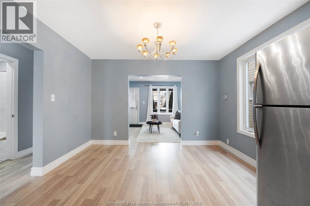 1106-08 Elm Avenue, Windsor, ON - Indoor Photo Showing Other Room