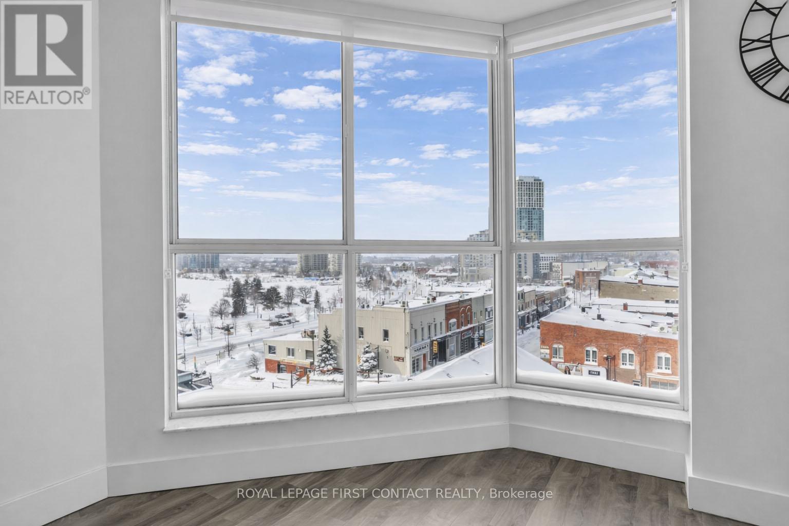 605 - 140 Dunlop Street E, Barrie, ON - Indoor Photo Showing Other Room