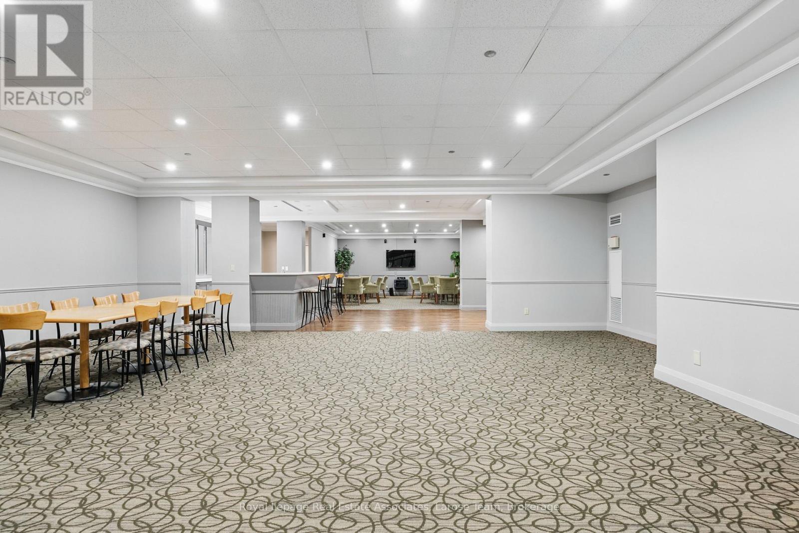 709 - 1140 Parkwest Place, Mississauga, ON - Indoor Photo Showing Other Room