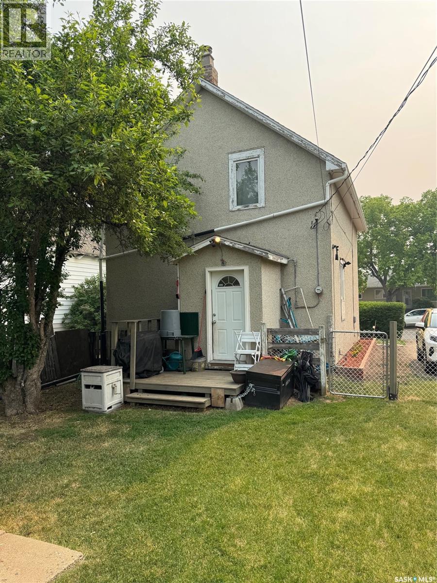 971 108Th Street, North Battleford, SK - Outdoor With Deck Patio Veranda