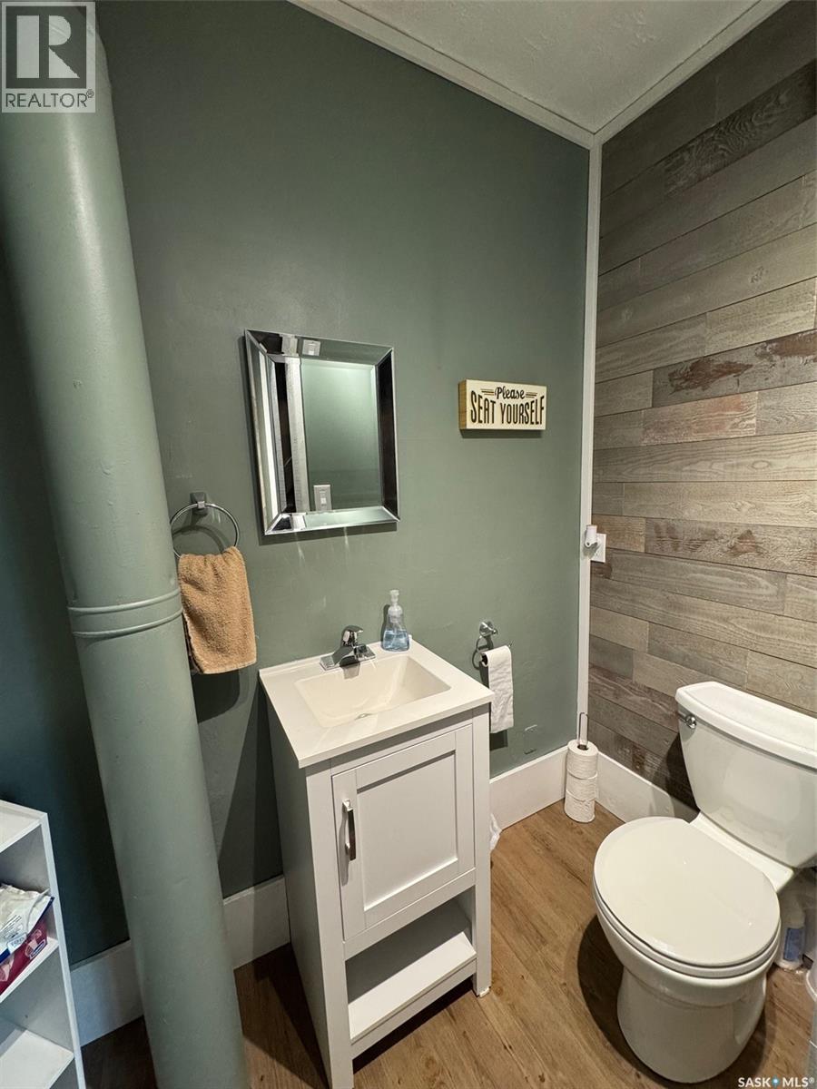 971 108Th Street, North Battleford, SK - Indoor Photo Showing Bathroom