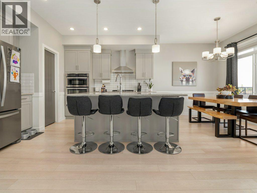 102 Blackwolf Bay N, Lethbridge, AB - Indoor