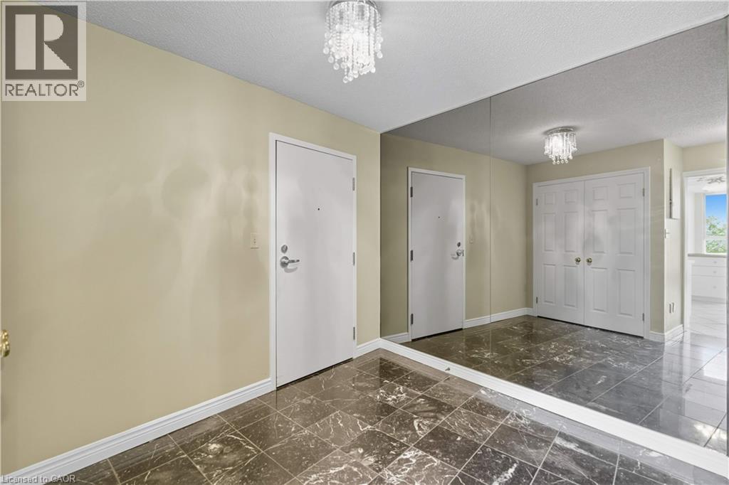 20 Berkley Road Unit# 702, Cambridge, ON - Indoor Photo Showing Other Room