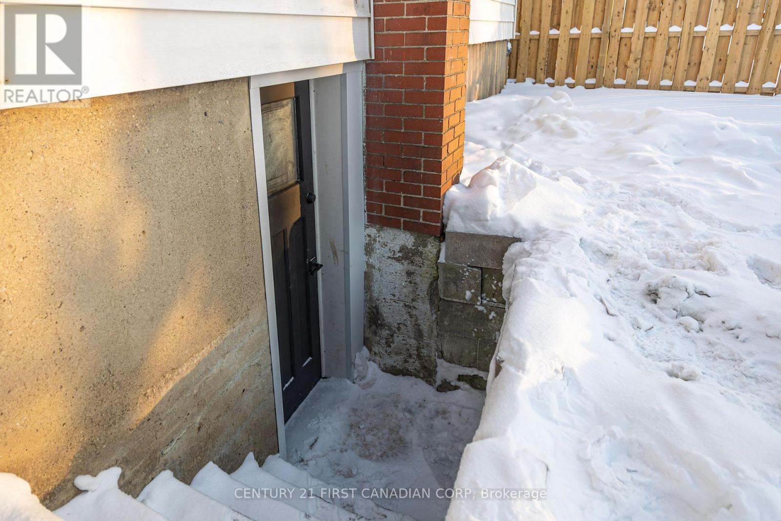 45 Fairview Avenue, London South (South H), ON - Outdoor