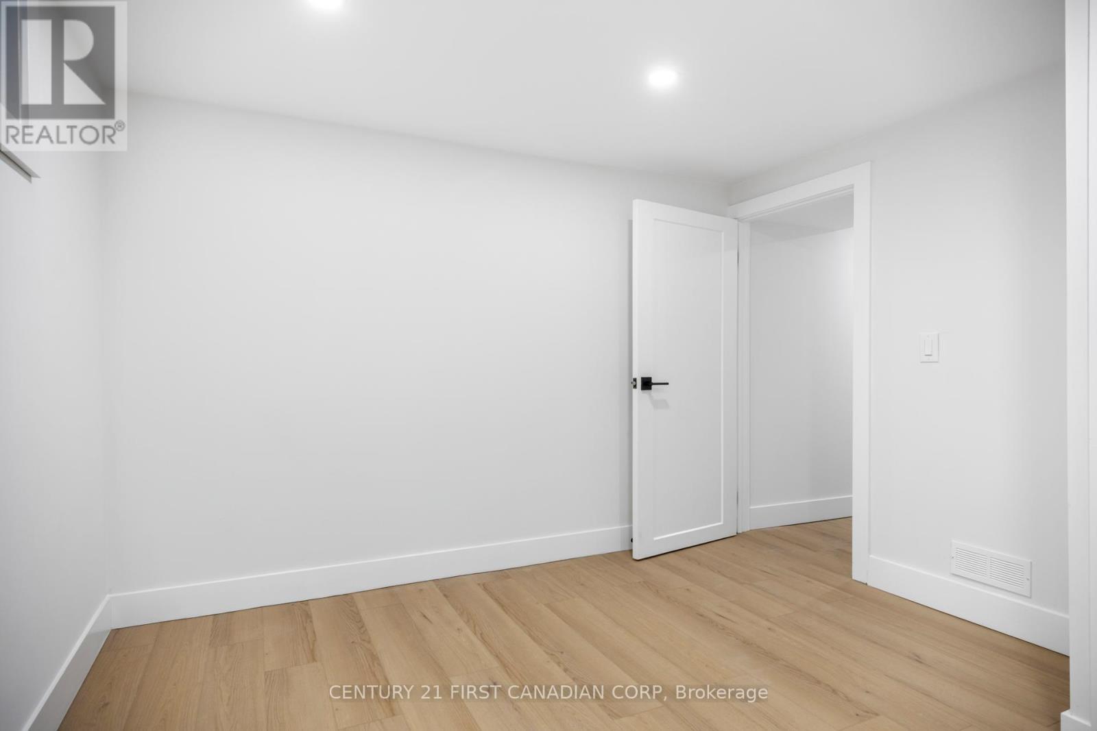 45 Fairview Avenue, London South (South H), ON - Indoor Photo Showing Other Room