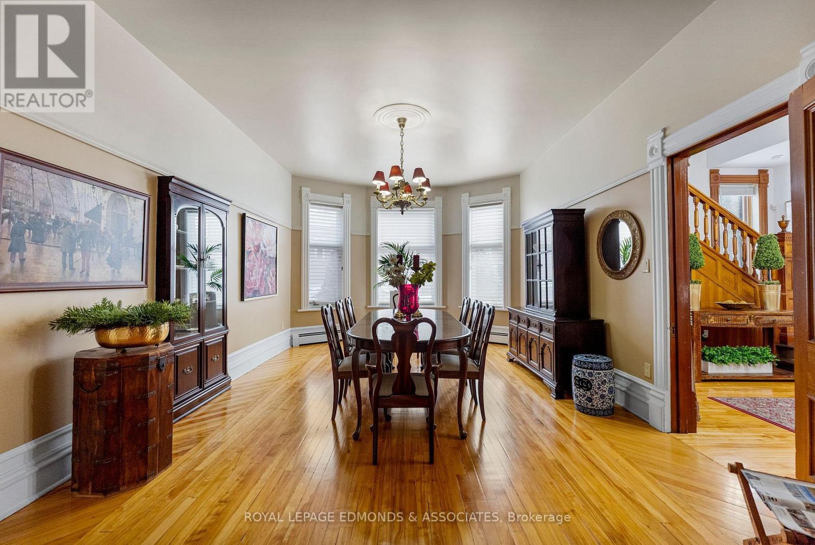 307 Maple Avenue, Pembroke, ON - Indoor Photo Showing Dining Room