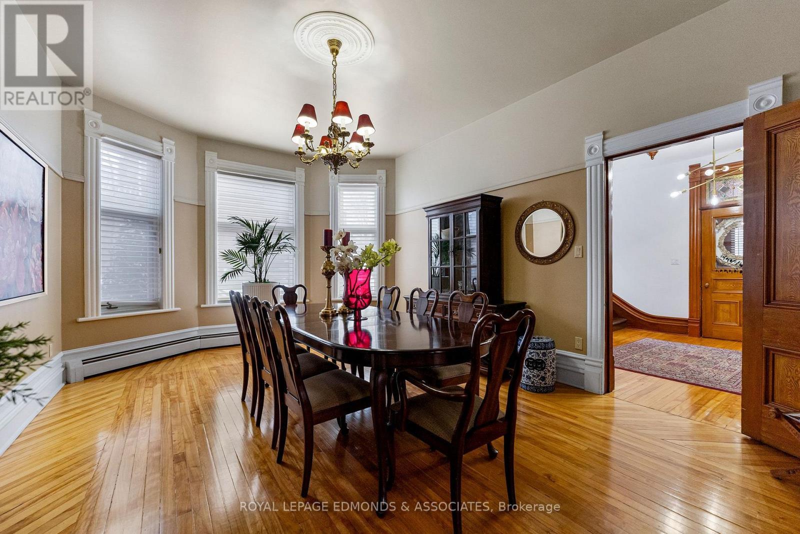 307 Maple Avenue, Pembroke, ON - Indoor Photo Showing Dining Room