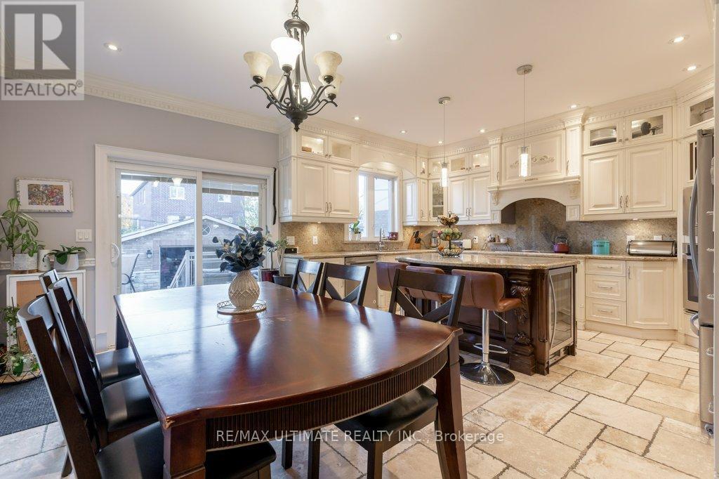 21 Thornton Avenue, Toronto, ON - Indoor Photo Showing Dining Room