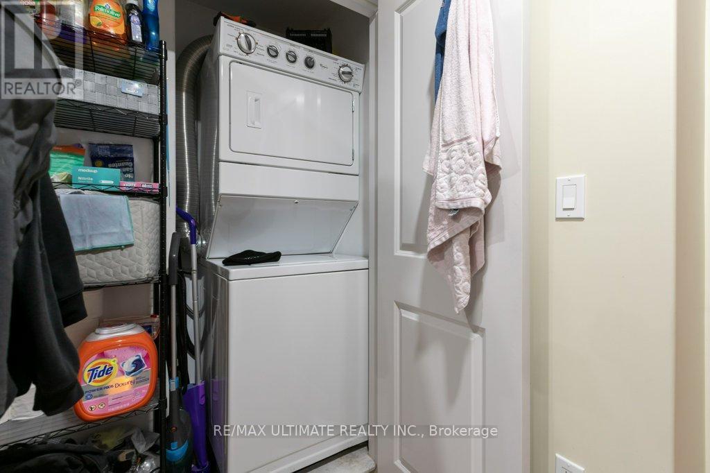 21 Thornton Avenue, Toronto, ON - Indoor Photo Showing Laundry Room