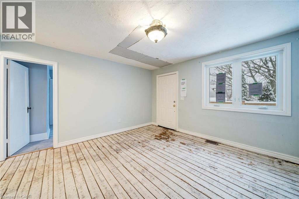 2414 Holt Road, Bowmanville, ON - Indoor Photo Showing Other Room