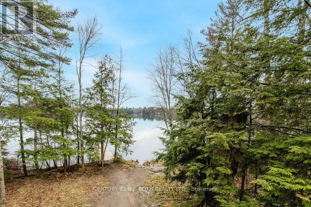 3-1058 Whites Road, Muskoka Lakes, ON - Outdoor With View