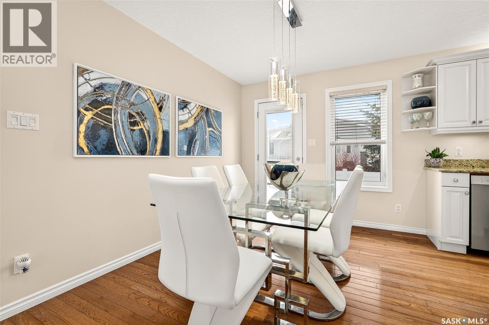 #4 21 Iris Drive, Moose Jaw, SK - Indoor Photo Showing Dining Room