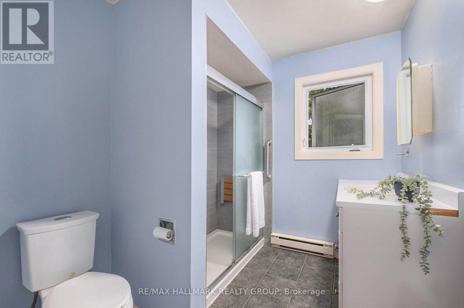 23 - 3691 Albion Road, Ottawa, ON - Indoor Photo Showing Bathroom