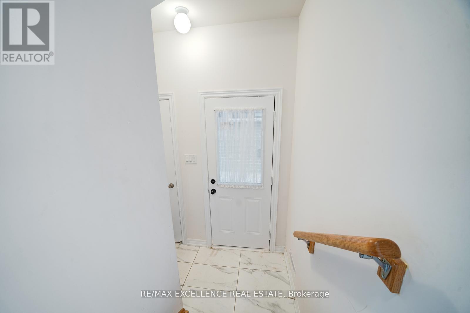 2085 Coppermine Street, Oshawa, ON - Photo Showing Other Room