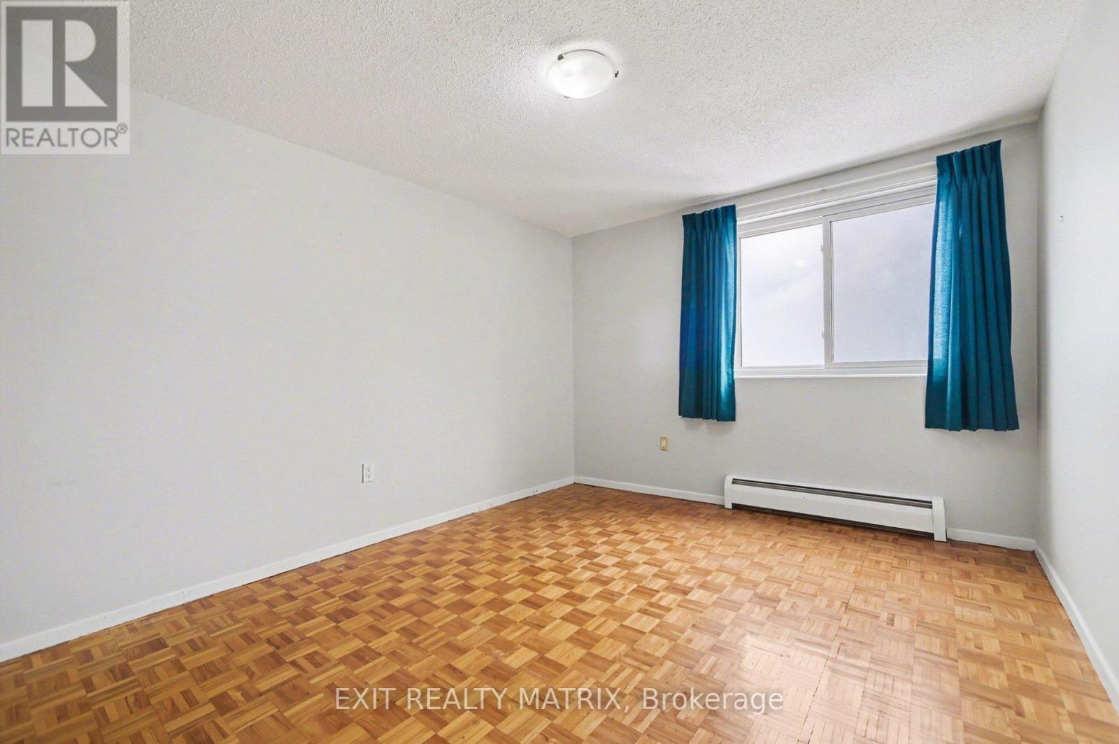 1021 - 3100 Carling Avenue, Ottawa, ON - Indoor Photo Showing Other Room