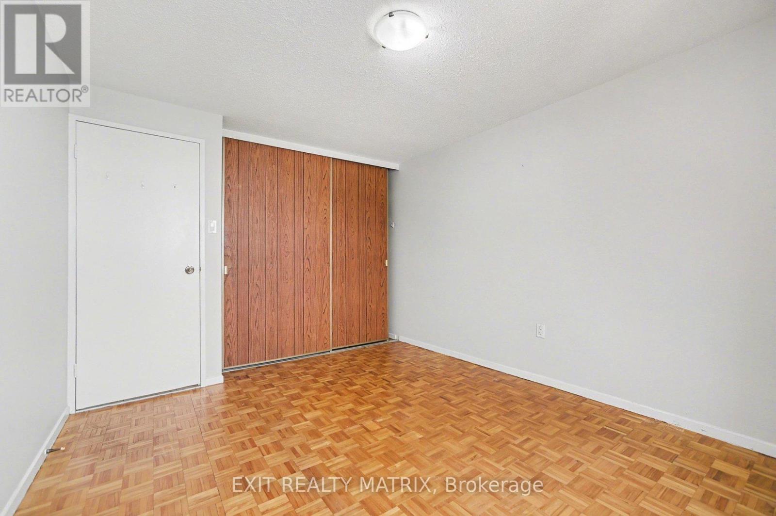 1021 - 3100 Carling Avenue, Ottawa, ON - Indoor Photo Showing Other Room