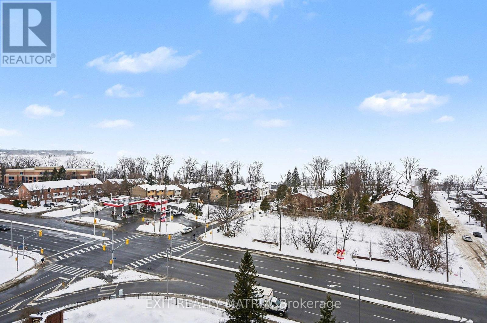 1021 - 3100 Carling Avenue, Ottawa, ON - Outdoor With View