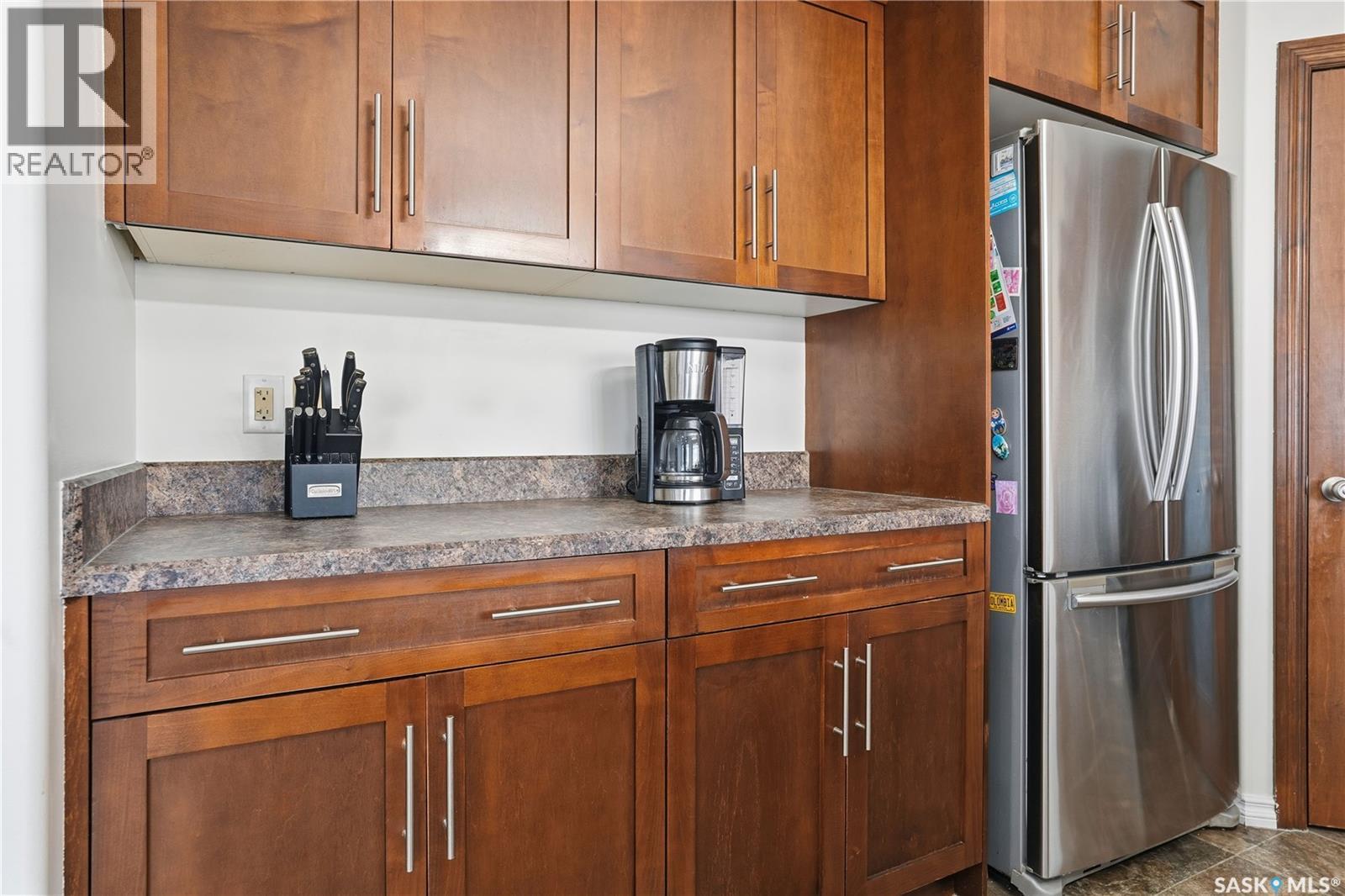 4757 Padwick Avenue, Regina, SK - Indoor Photo Showing Kitchen