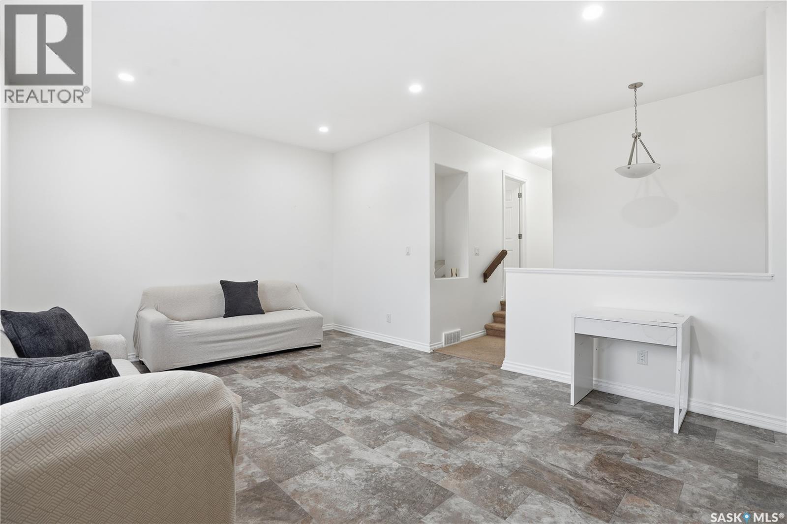 4757 Padwick Avenue, Regina, SK - Indoor Photo Showing Other Room