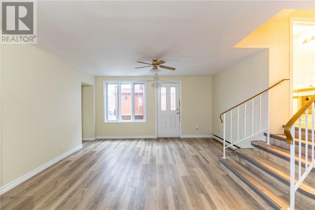 288 Albinson Street, Sudbury, ON - Indoor Photo Showing Other Room