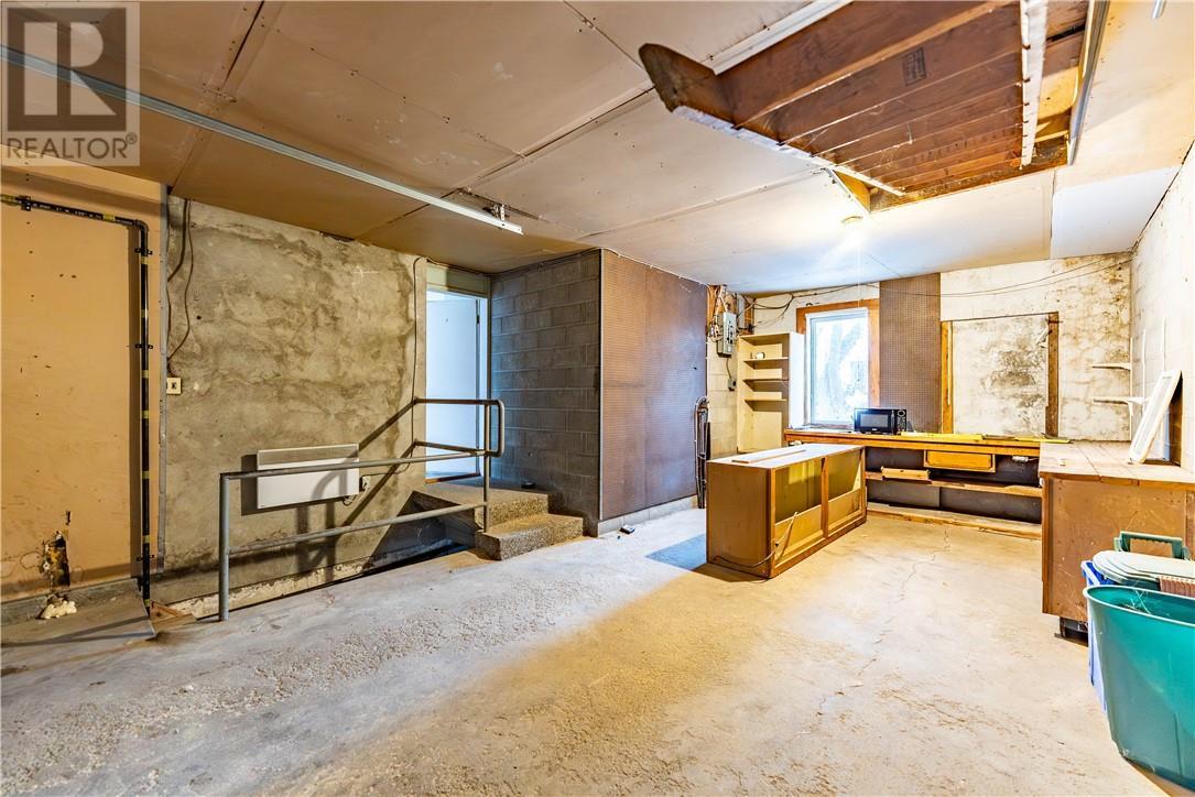 288 Albinson Street, Sudbury, ON - Indoor