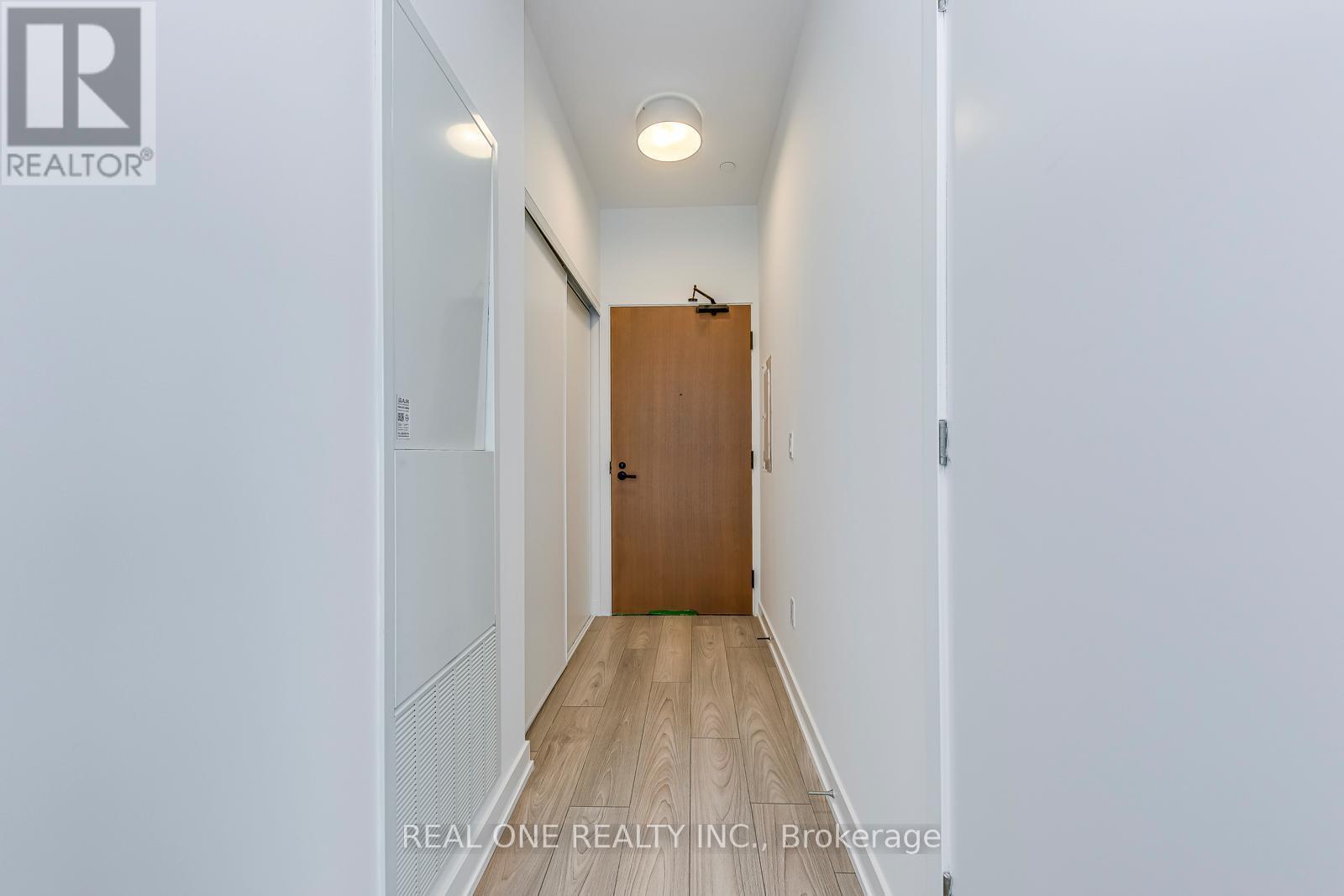1012 - 8 Tippett Road, Toronto, ON - Indoor Photo Showing Other Room
